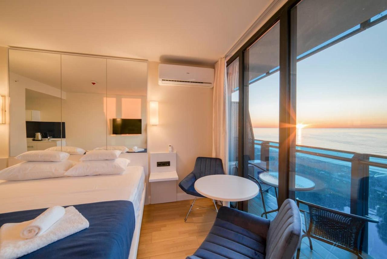 Luxury Sea View Orbi City Batoumi Extérieur photo