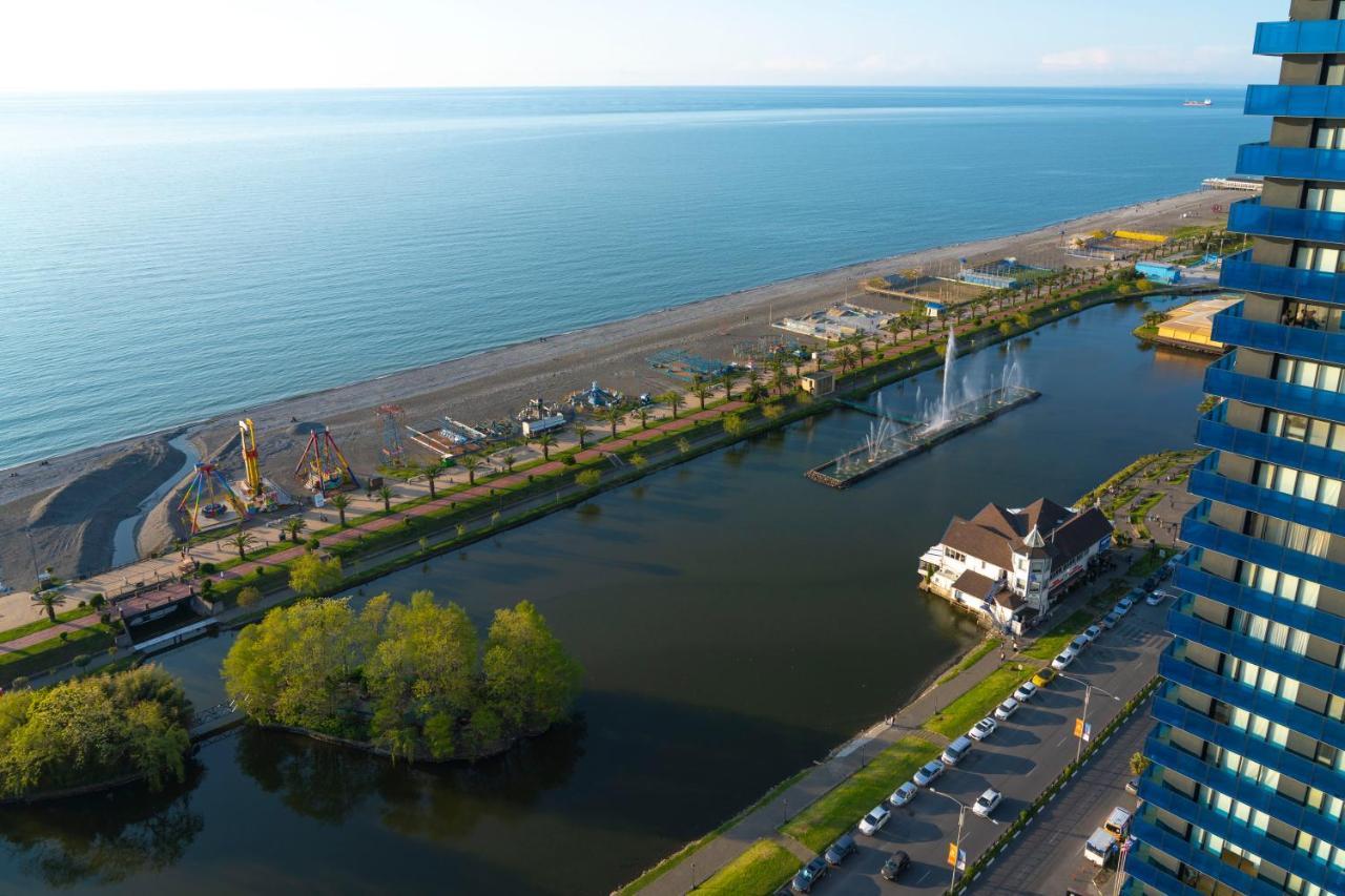 Luxury Sea View Orbi City Batoumi Extérieur photo